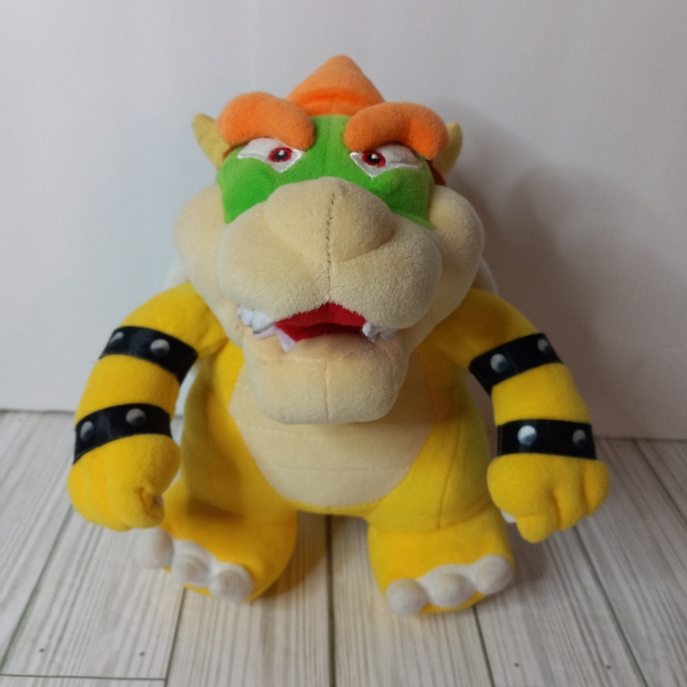 Nintendo Super Mario Bros King Koopa Bowser Plush
